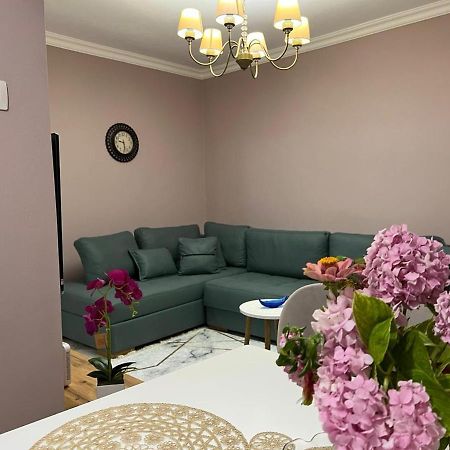Gesapartment Тирана Екстер'єр фото