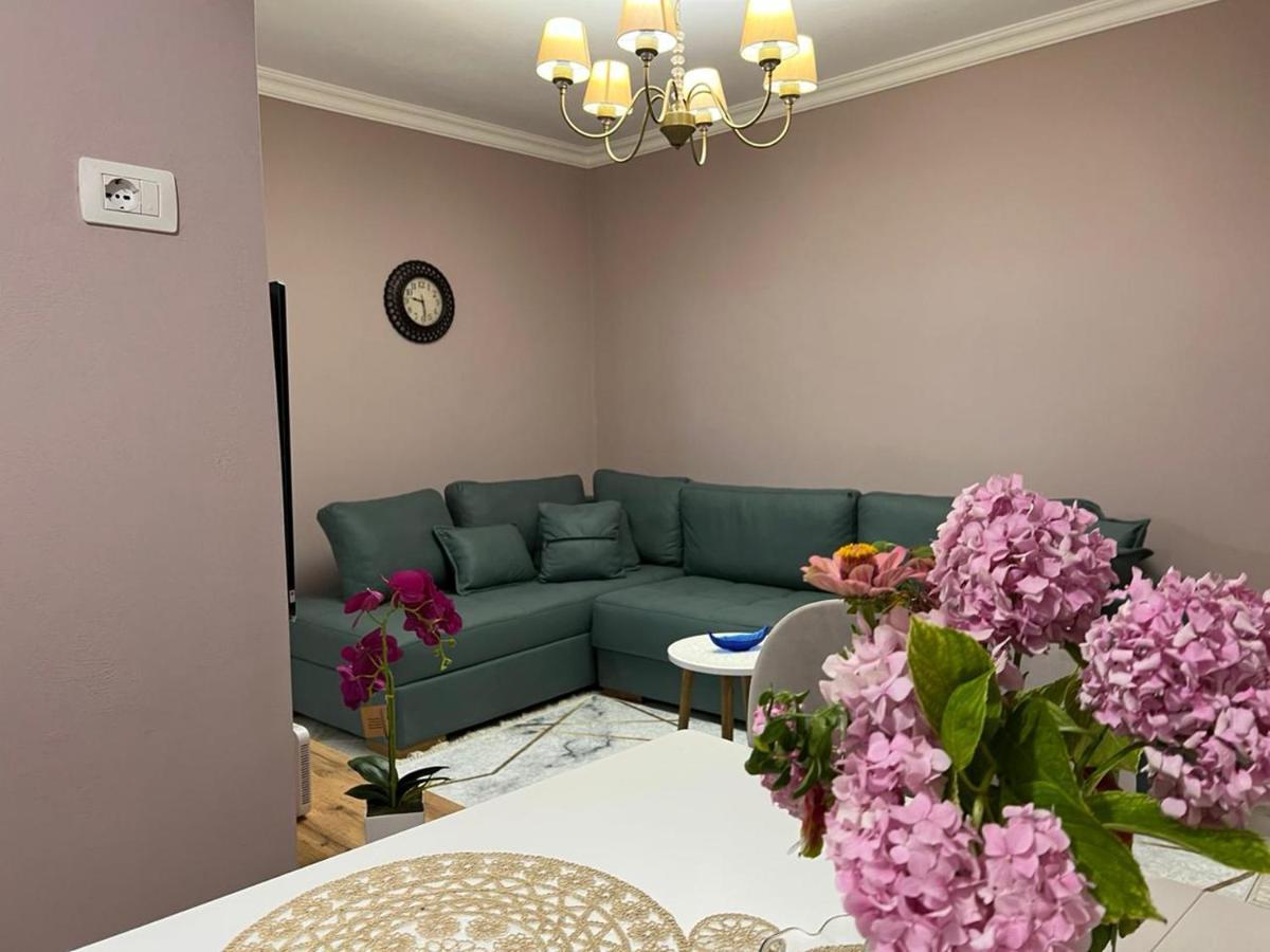 Gesapartment Тирана Екстер'єр фото