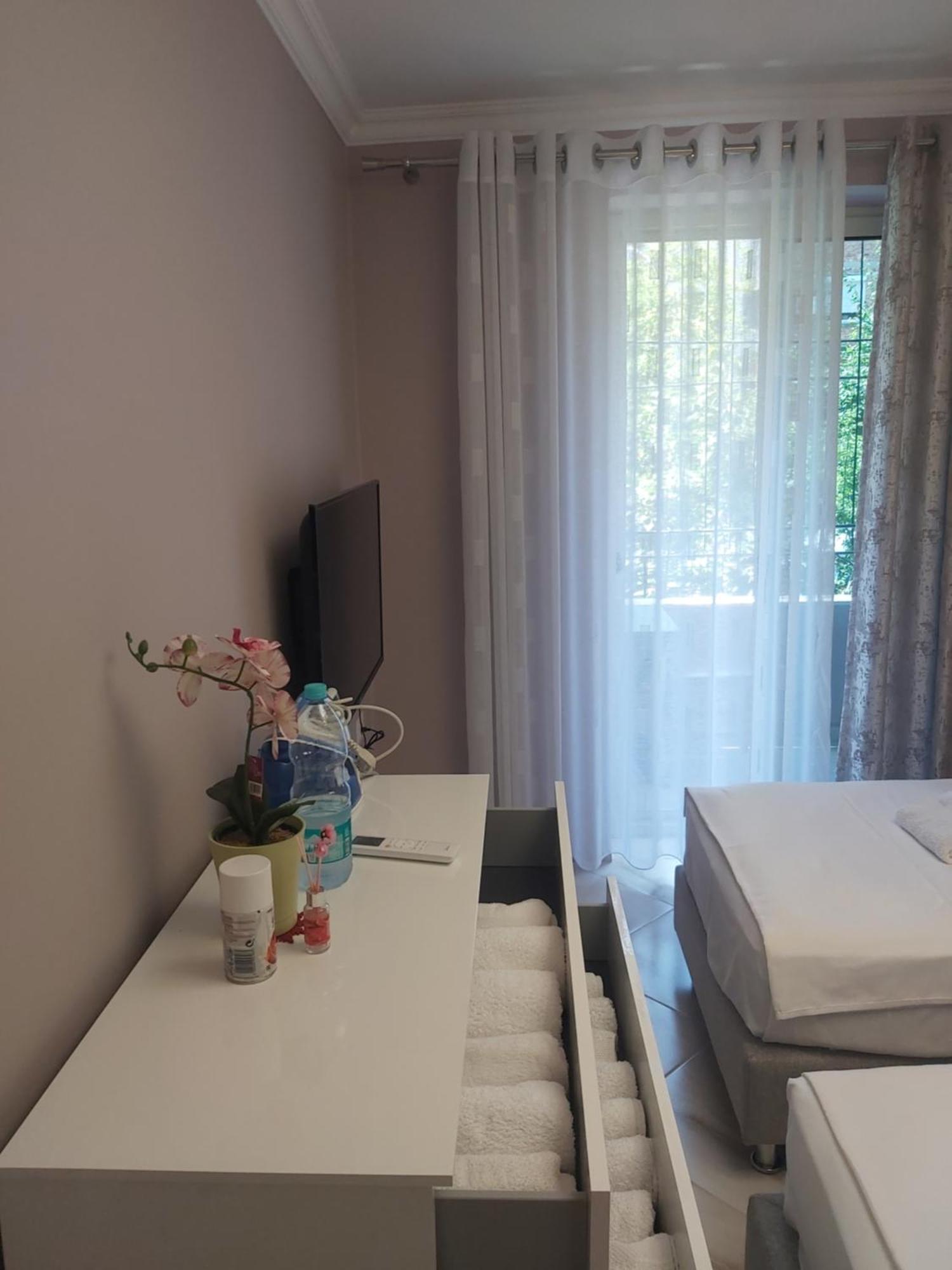 Gesapartment Тирана Екстер'єр фото